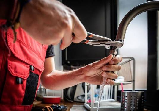How to Find Reliable Local Plumbers Near You